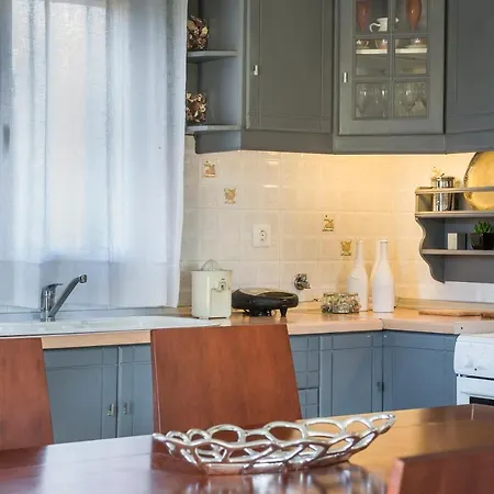 Apartment Dogma - Central & Stylish Maisonette Lixouri