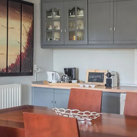 Apartment Dogma - Central & Stylish Maisonette *