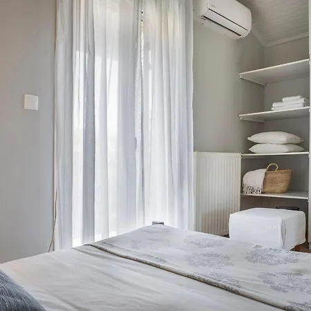 Dogma - Central & Stylish Maisonette * Lixouri